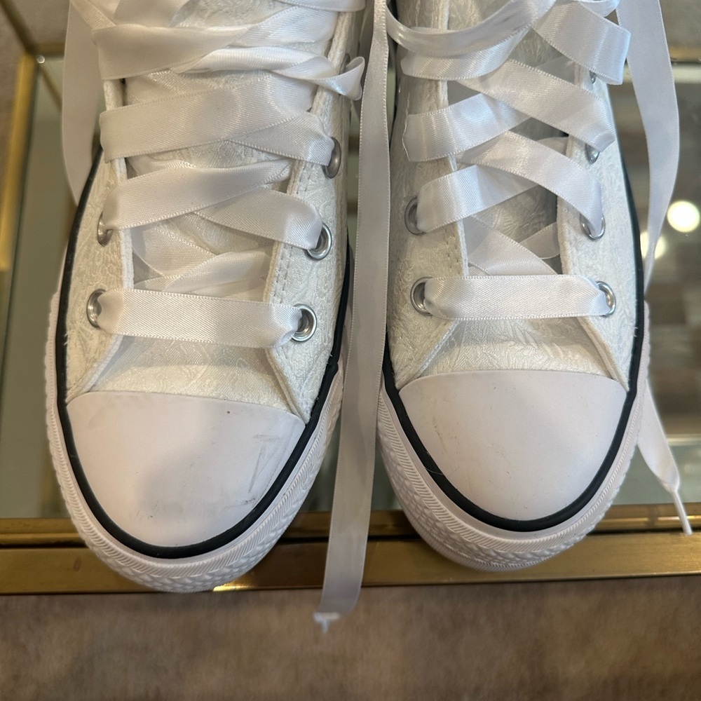 Converse “Just Married” Shoes Size 8.5 Worn Once for Wedding - Picture 6 of 12